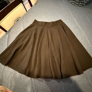 Black Knee-Length Pleated A-Line Skirt